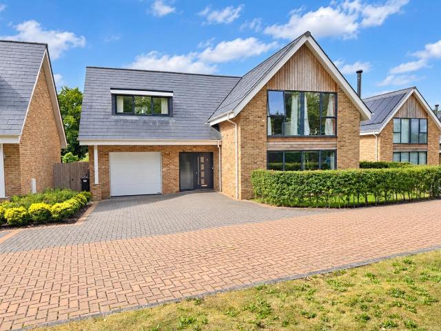 Chapel Lane, Gorsley HR9, 4 bed detached house to rent, £2,500 pcm | PrimeLocation