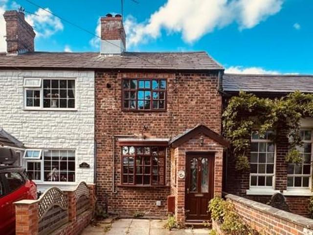 Chapel Lane, Northwich, CW9 2 bed cottage to rent £1,200 pcm £277 pw