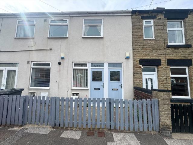 Chapel Street, Birdwell, Barnsley S70, 2 bed flat to rent, £750 pcm | PrimeLocation