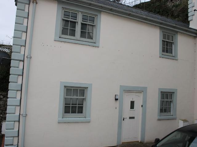 Chapel Street, Denbigh LL16, 2 bed end terrace house to rent, £800 pcm | PrimeLocation