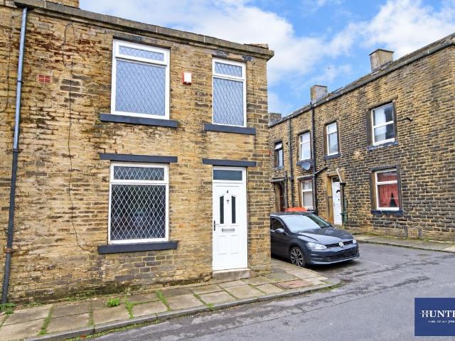Chapel Street, Denholme, Bradford BD13, 1 bed end terrace house to rent, £750 pcm | PrimeLocation