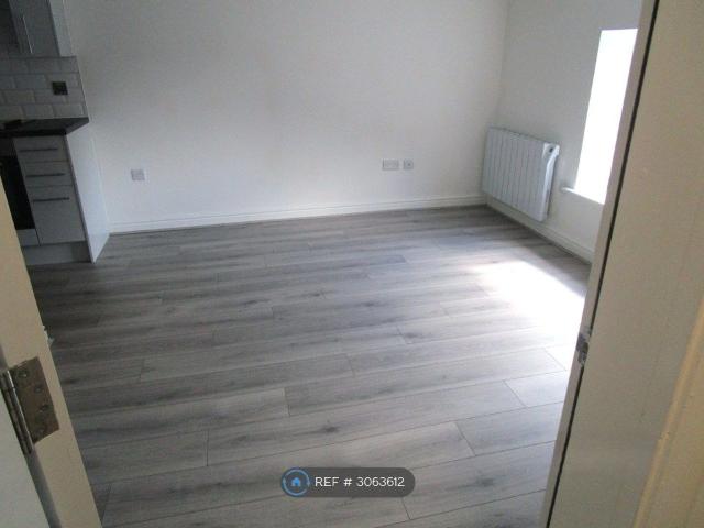 Chapel Street, Hindley, Wigan WN2, 1 bed flat to rent, £625 pcm | PrimeLocation
