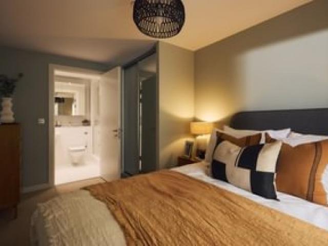Chapel Street, Salford M3, 2 bed flat to rent, £1,525 pcm | PrimeLocation