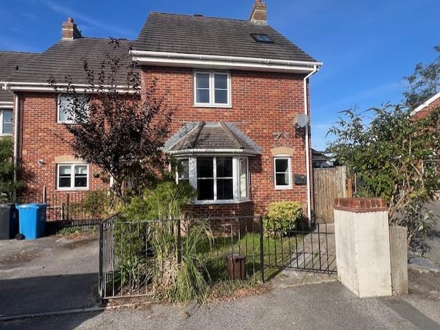 Chapel Road, Poole 4 bed end of terrace house to rent £1,900 pcm £438 pw