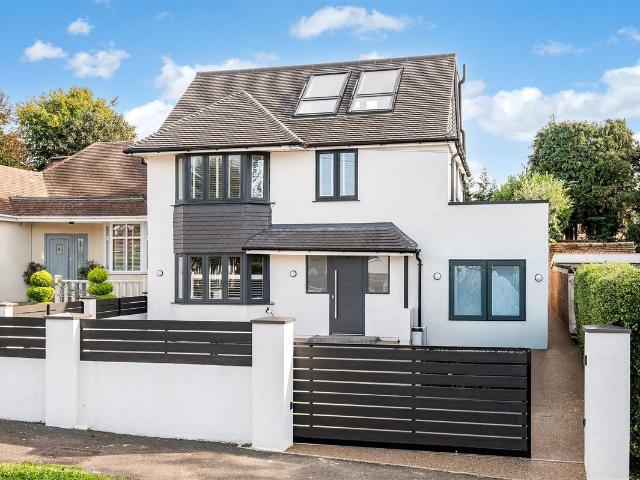 Chapel Way, Epsom KT18, 5 bed detached house to rent, £4,000 pcm | PrimeLocation