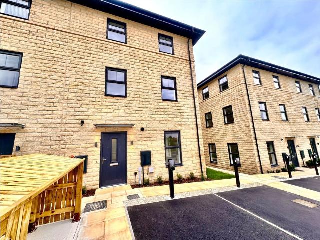Chapel Way, Kiveton Park, Sheffield S26, 2 bed semi detached house to rent, £1,000 pcm | PrimeLocation