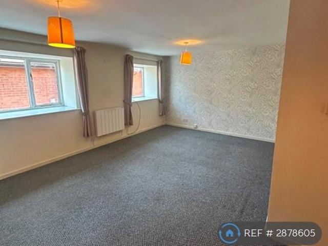 Chapel Walk, Alfreton, DE55 2 bed flat to rent £625 pcm £144 pw