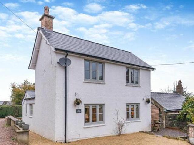 Chapel Walk, Edge End, 3 Bedroom Detached