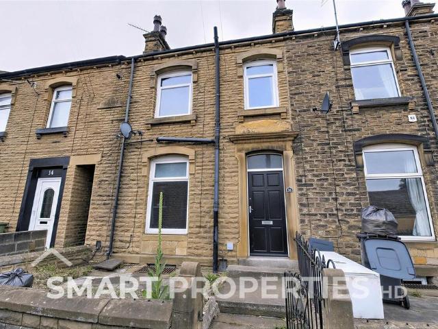 Chapel Terrace, Huddersfield HD4 2 bed terraced house to rent £695 pcm £160 pw
