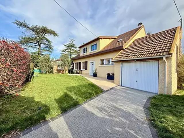 Chaponost 69630 Achat / Vente maison 7 pièces t7 terrasse parking