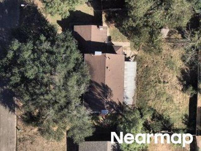 Chapman Dr