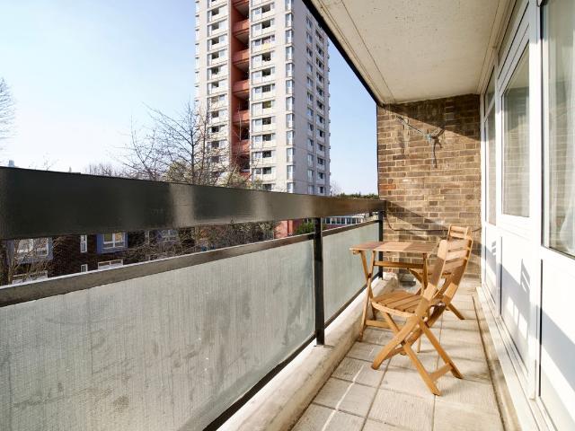 Chapman Street, Shadwell E1, 4 bed maisonette to rent, £3,700 pcm | PrimeLocation