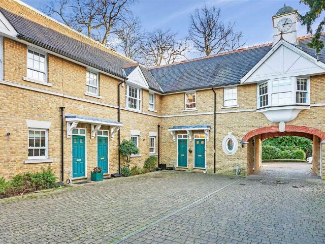 Chapman Square, Wimbledon SW19, 2 bed maisonette to rent, £2,650 pcm | PrimeLocation
