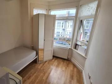 Chapter Road, Dudden Hill, London, NW2 5ND, United Kingdom | Room for rent #124215439 | Rentberry