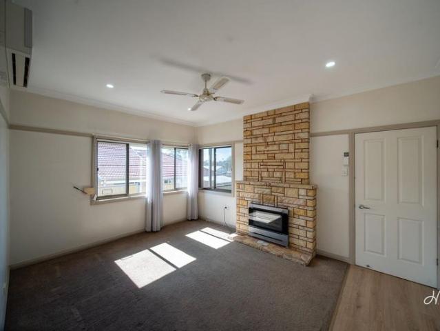 CHARACTER 2 BEDROOM HOME WITH VERSATILE 3RD ROOM IN WALLSEND