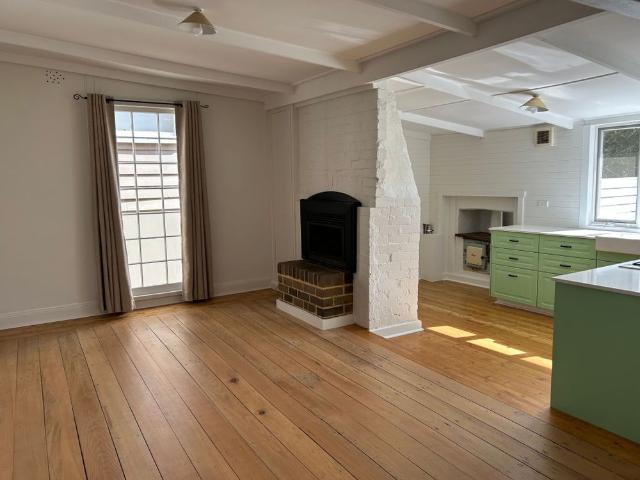 Character Cottage with Studio