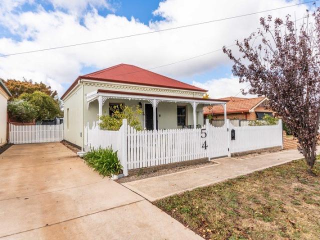 Character Cottage + Granny Flat Double the Charm, Double the Income