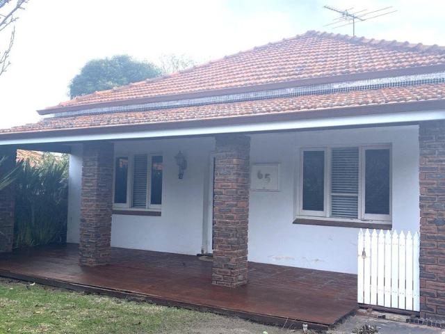 CHARACTER COTTAGE HOME