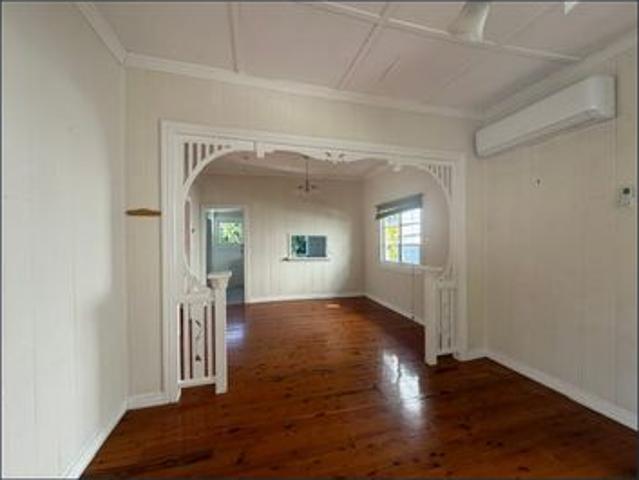 CHARACTER COTTAGE IN THE HEART OF PADDINGTON