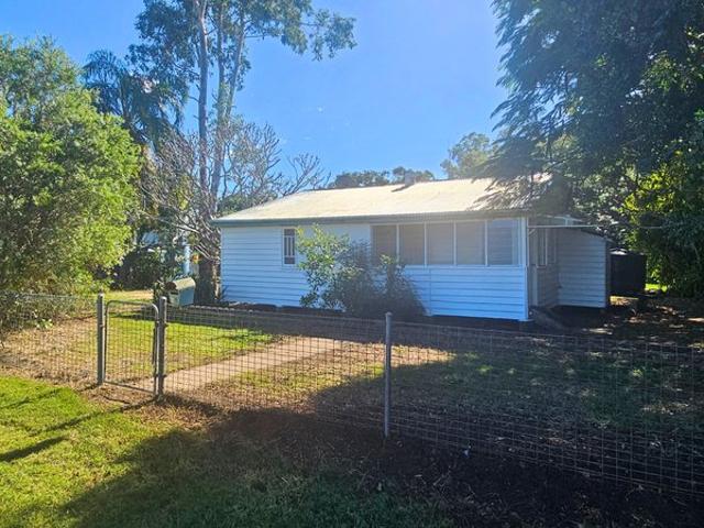 Character Cottage on a Rare 1,862m² Allotment Walk to Town & Endless Potential