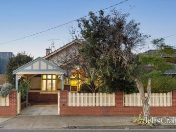 Character, comfort & a coveted parkside setting