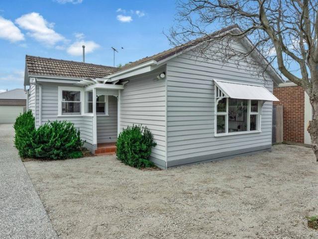 Character, Comfort & an Unbeatable Belmont Lifestyle
