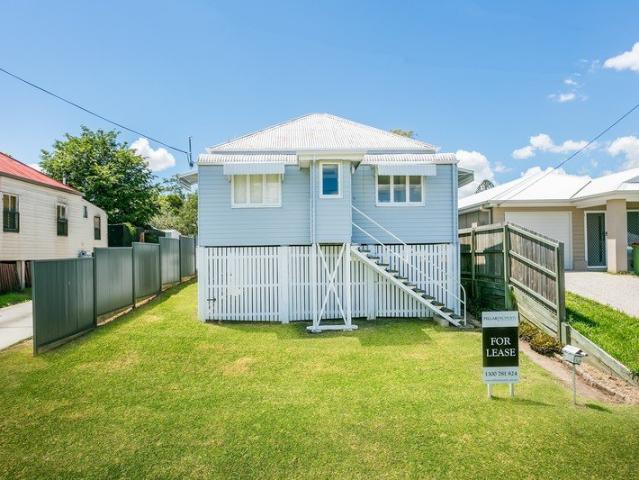 Character, Comfort and Convenience 500m to Bundamba Station