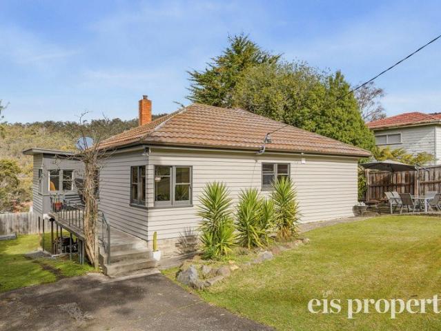 Character, Comfort and a Beautiful Transformation in South Hobart