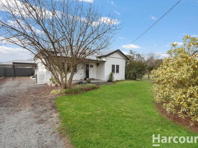 Character, Comfort and a Spacious Backyard