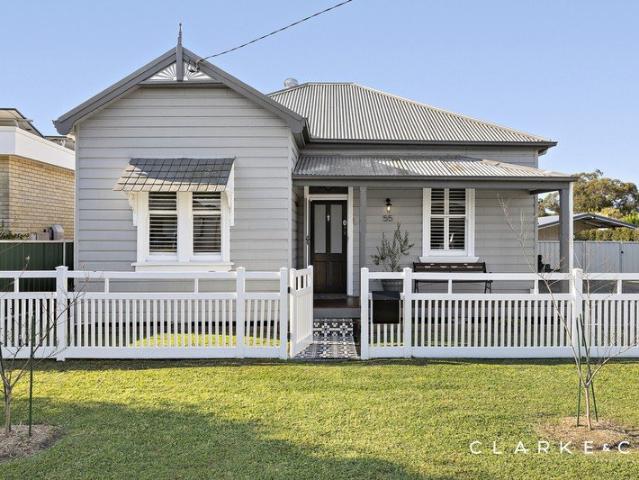 CHARACTER, COMFORT AND OUTDOOR APPEAL!