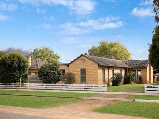 Character, Comfort & Central Dunkeld Living
