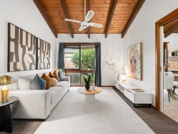 Character, Comfort & Convenience in a Premier Doncaster East Position