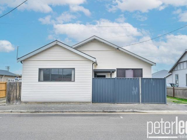 Character, Comfort & Convenience in a Prime Location