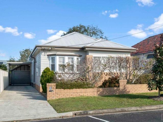 Character, Comfort & Convenience in an Unbeatable Location