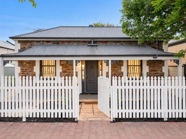 Character, Comfort & Convenience in Coveted Parkside