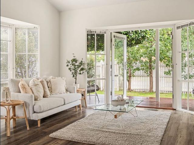 Character, Comfort & Convenience in Prime Seaford