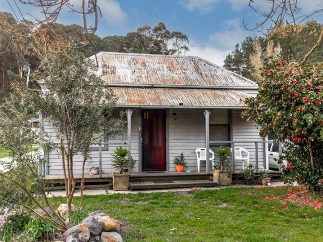 Character & Comfort in Peaceful Black Hill
