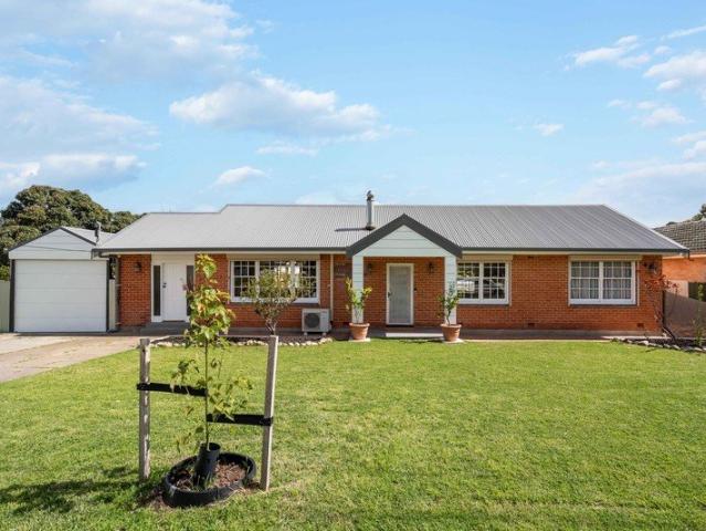 Character, Comfort & Space to Entertain