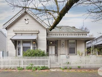Character, Convenience & Central Living A Smart Ballarat Choice
