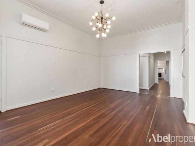 Character, Convenience & a Brand New Kitchen in the Heart of the City