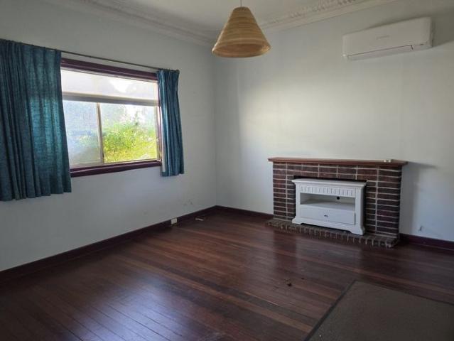 Character, Convenience & Garden Living in Cloverdale