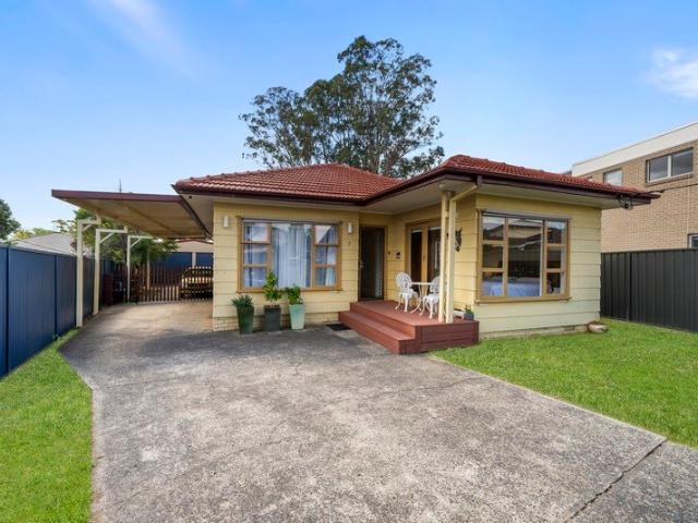 Character, Convenience & Exceptional Parking in a Quiet Family Setting