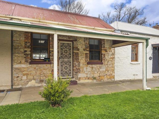 Character & Convenience in the Heart of Goulburn