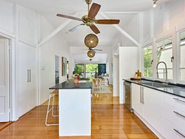 Character, Charm & A Tropical Lifestyle on the City Fringe