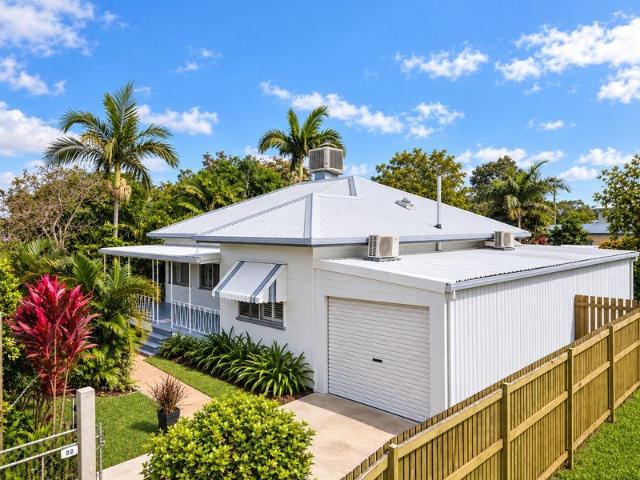 Character, Charm & a Private Tropical Oasis on 802m²