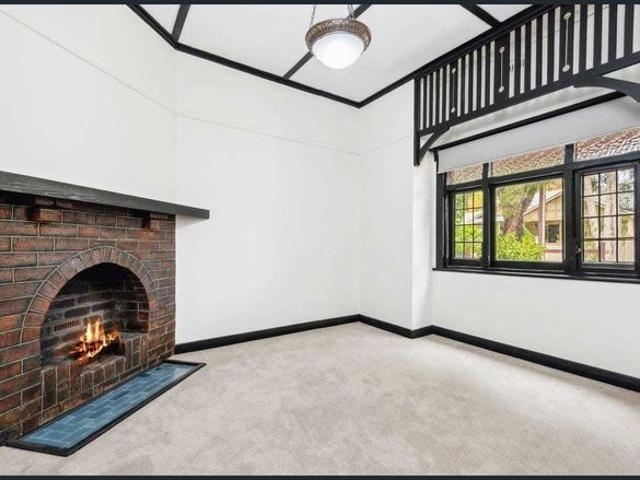 Character Charm and Modern Comfort in Sought After Fullarton