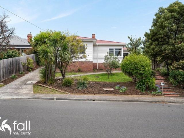 Character, Charm and Opportunity in Lenah Valley