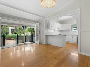 Roomy and Functional Home with Plenty of Living Space A Must to Inspect!
