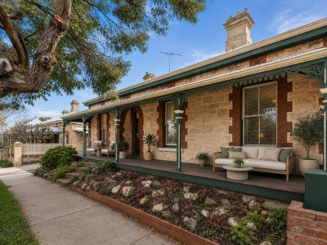 Character, Charm & Endless Potential in a Quiet Fremantle Setting