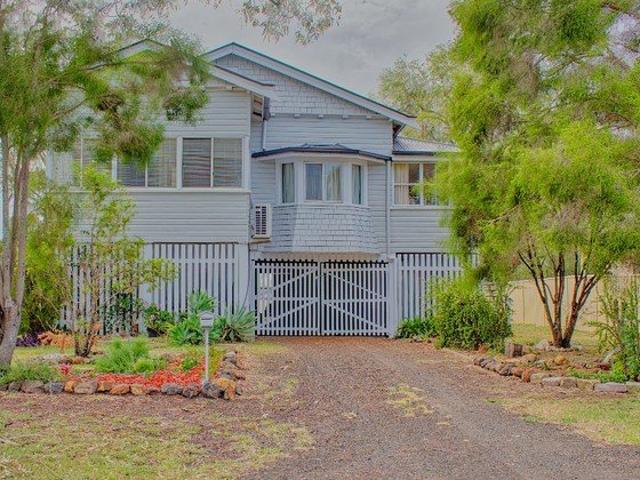 Character, Charm & Elegance! Lifestyle & Convenience! It's all here!